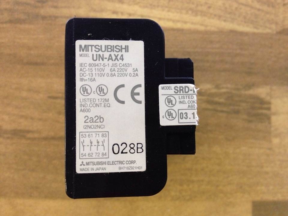 - - UX-AX4 auxiliary contact 2NO+2NC original authentic