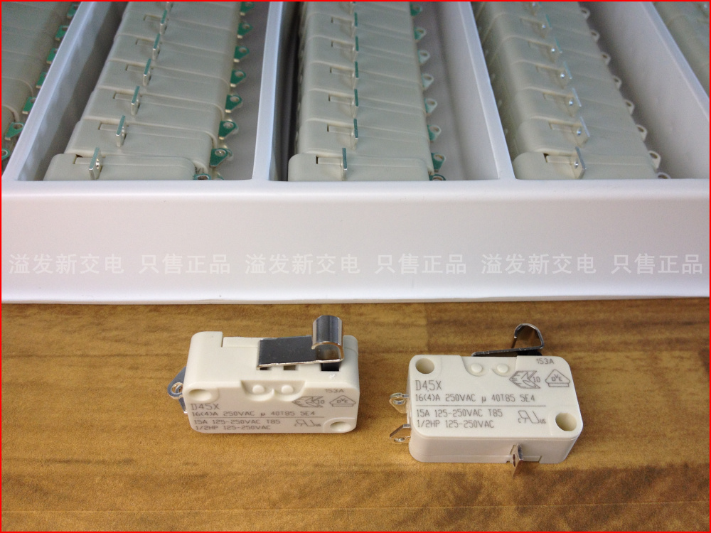 German Cherry cherry N D459-B8SA-CF D45X 2922953 E39.13 micro switch