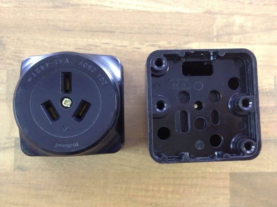 WK1320 original genuine 3P20A socket