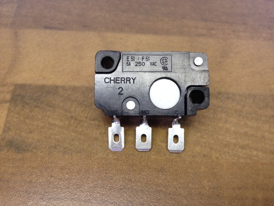 The German CHERRY cherry E51/F51 E5150TO imported high sensitivity micro switch 6A250V coin