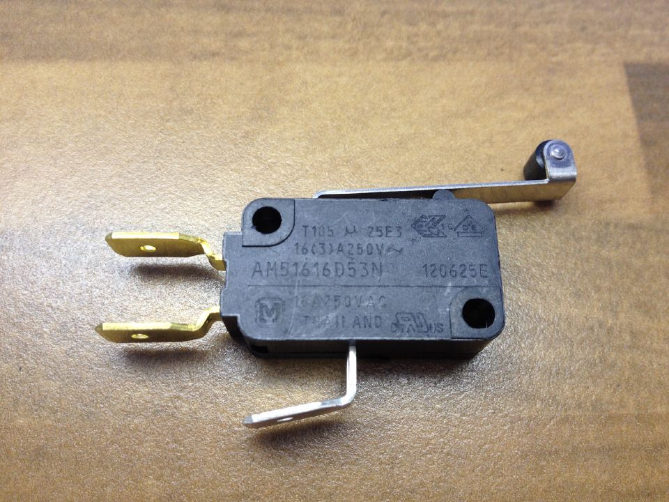 Original Japanese imported AW51616D53N micro switch 16A250V limit switch