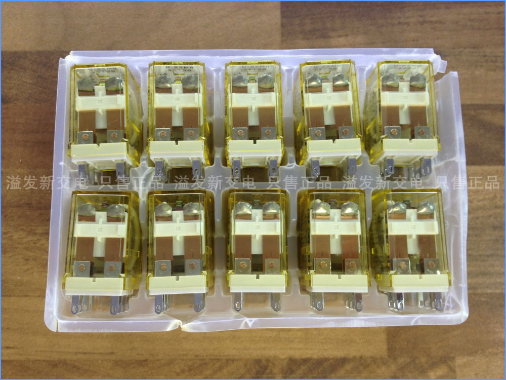 The original Japanese IDEC and RM2S-U 8 feet relay DC12V