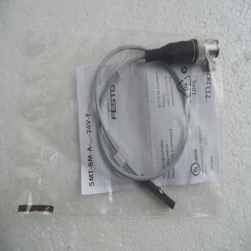 New original FESTO magnetic switch SMT-8M-A-PS-24V-E-0,3-M12 spot 574337