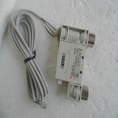 * special sales * brand new Japanese original genuine SMC pressure switch PFM725S-01L-D spot