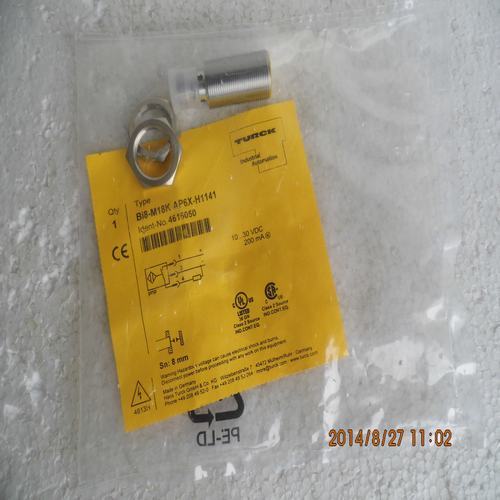 * special sales * BRAND NEW GENUINE TURCK near the switch BI8-M18K-AP6X-H1141 spot