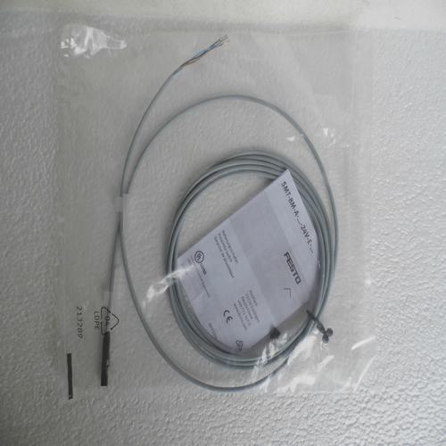 New original FESTO magnetic switch SMT-8M-A-NS-24V-E-2,5-OE spot 574338
