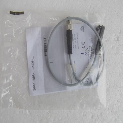 New original FESTO magnetic switch SMT-8M-NS-24V-K0,3-M8D spot 543871