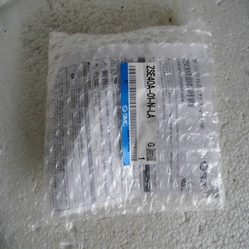 * special sales * brand new Japanese original genuine SMC pressure switch ZSE40A-01-N-LA spot