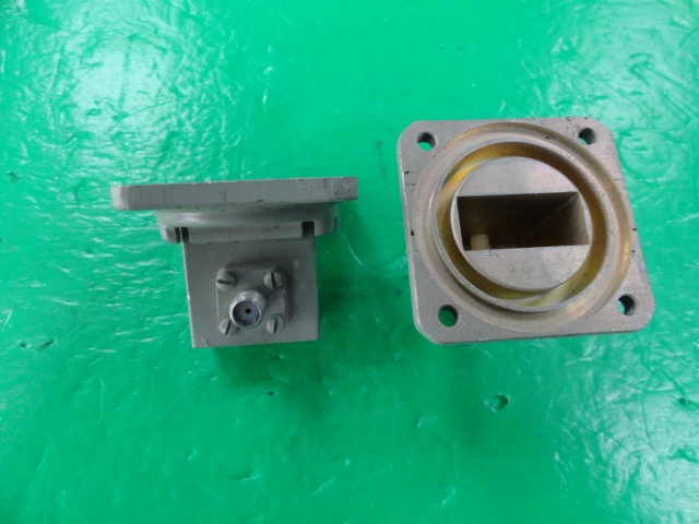 SPECTRA 2000-5005-00 8.2-12.4GHZ OMNI waveguide connector to SMA connector