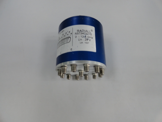 RADIALL R573403215 DC-12.4GHz single pole twelve throw RF switch SMA