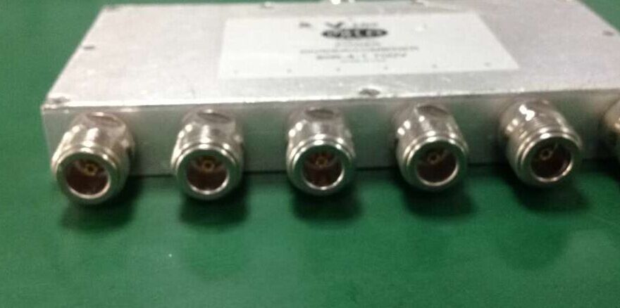 806-4-1.700V 0.698-2.7GHZ MECA RF microwave sub six power divider N
