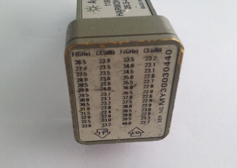 The original Agilent 11970A waveguide harmonic mixer Agilent 26.5 to 40GHz waveguide mixer