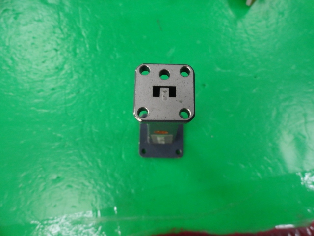 11518A 12.4-18GHZ HP waveguide connector