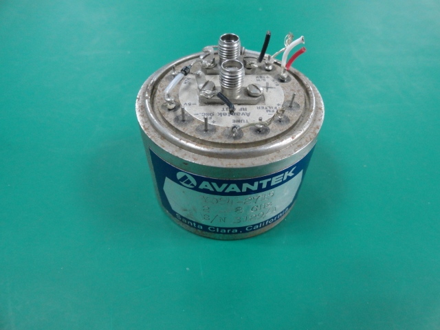 Y084-2715 2-8GHZ AVANTEK voltage controlled oscillator 15V