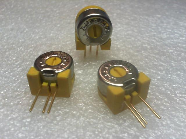 Japan. Cobio RJ13 precision adjustable potentiometer [1K]... 2K.. Three measuring...