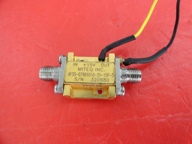 Supply MITEQ amplifier 15V SMA AFS5-07901010-25-15P-5