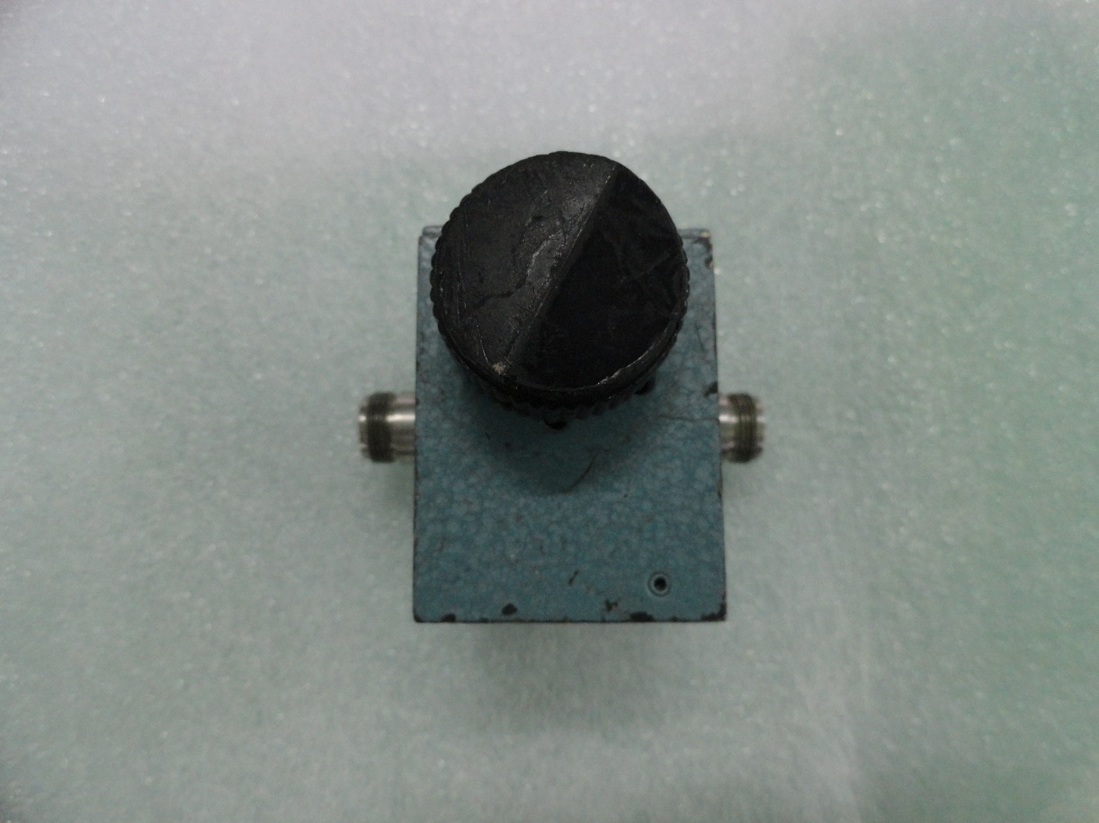 700B DC-12.4GHz Narda hand step attenuator N 0-9dB