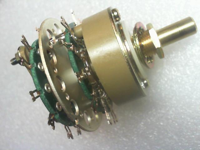 Japan's Fuji S262 band switch..2 layer... 24 feet..12 block..
