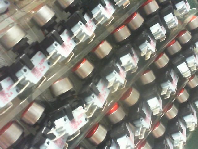 British ARCOLECTRIC button switch M965A/250VAC/16A125VAC16A/ open 12mm
