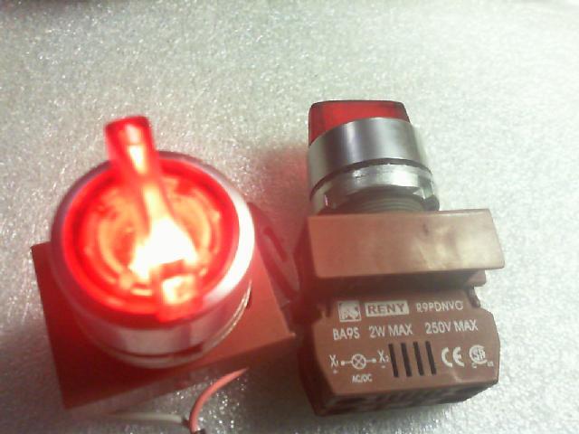 Switch R9C10VN with light gear..250VDC... 600V 24VLED...