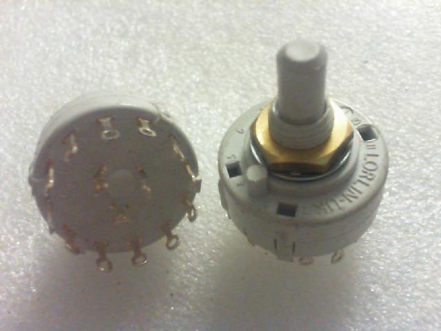 Rotary switches. United States LOLIN--UK rotary switch 12 foot. Three knife..12 file