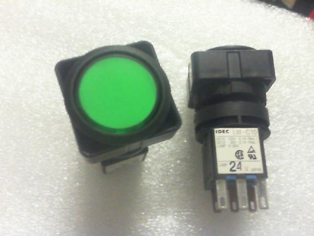 Izumi LW-C10 button switch.125V/0.1A/30V/0.1A/..24V lamp... No lock lioujiao...