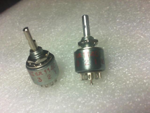 Band switch. United States C&K..CR1140.. Band switch /12 foot..1 knife..10 file