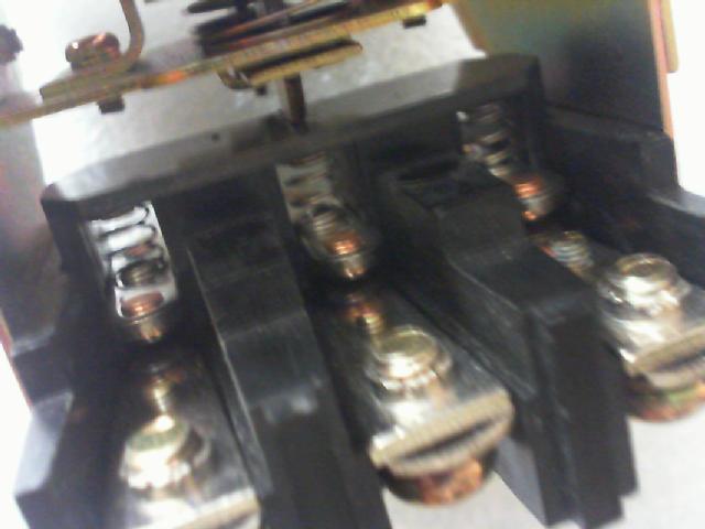 OMRON/ OMRON. Button switch PB330YL//250VAC/30A/ two. Three phase / silver point contact