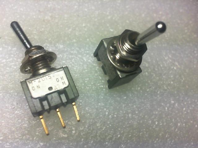 Shake the head switch. Japanese NKK/M--2015/P4 button. Reset switch.
