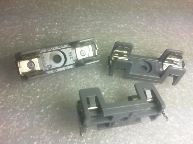 Fuseholders. America letel fuseholders 6mmX30mm//250V 300VAC..5A--15A...