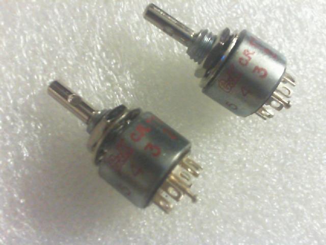 Band switch. United States C&K..CR1140.. Band switch /12 foot..1 knife..10 file