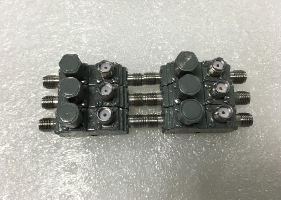Coupler 6DB 6-12GHZ coaxial directional coupler CS06-12-435/1 SMA -