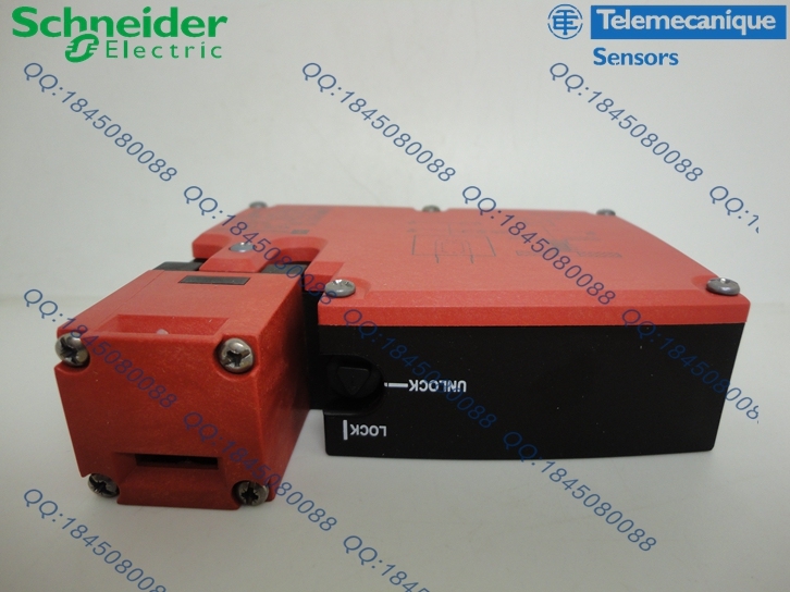 XCSTE7511 authentic Schneider safety limit switch XCS-TE7511