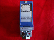 [authentic] new French Schneider SWITCH XMLA002C2S11 pressure switch PRESSURE