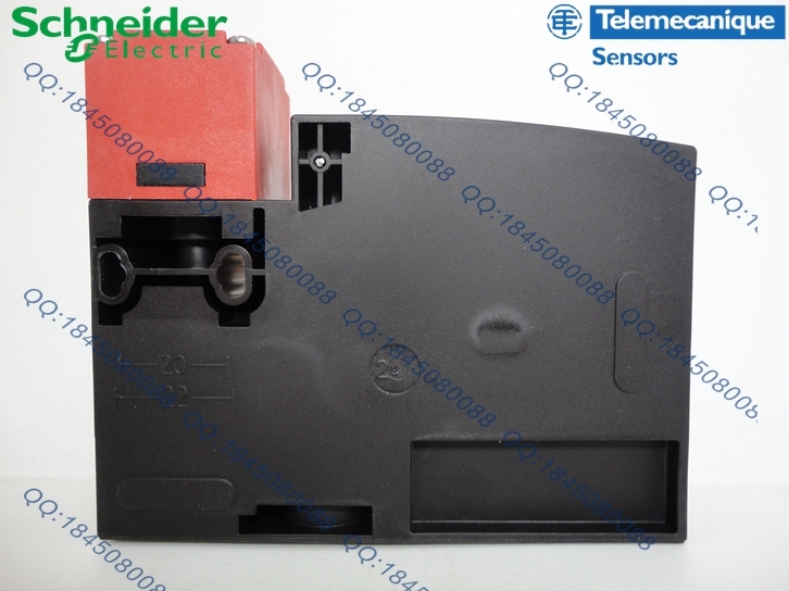 XCSTE7511 authentic Schneider safety limit switch XCS-TE7511