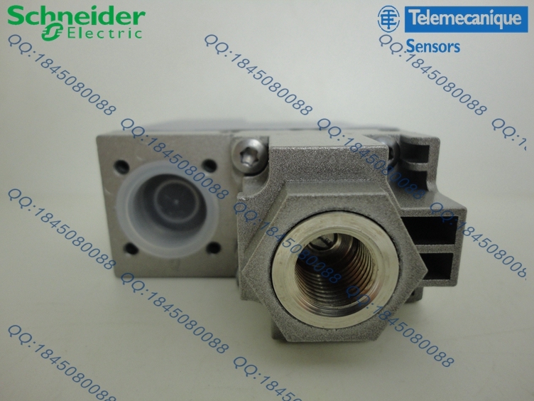 XMLA020C2S11 authentic Schneider pressure sensor XML-A020C2S11