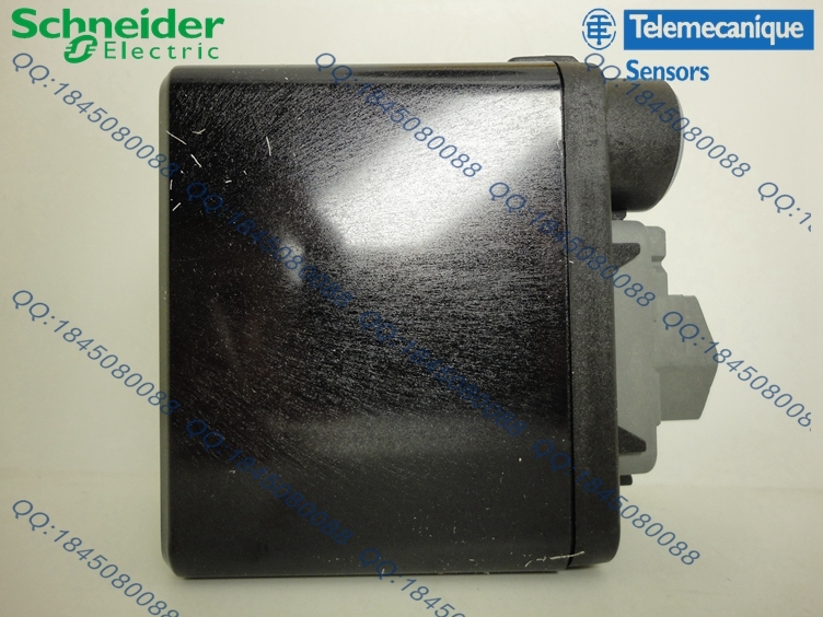 XMAH12L2135 authentic Schneider XMA pressure sensor XMA-H12L2135
