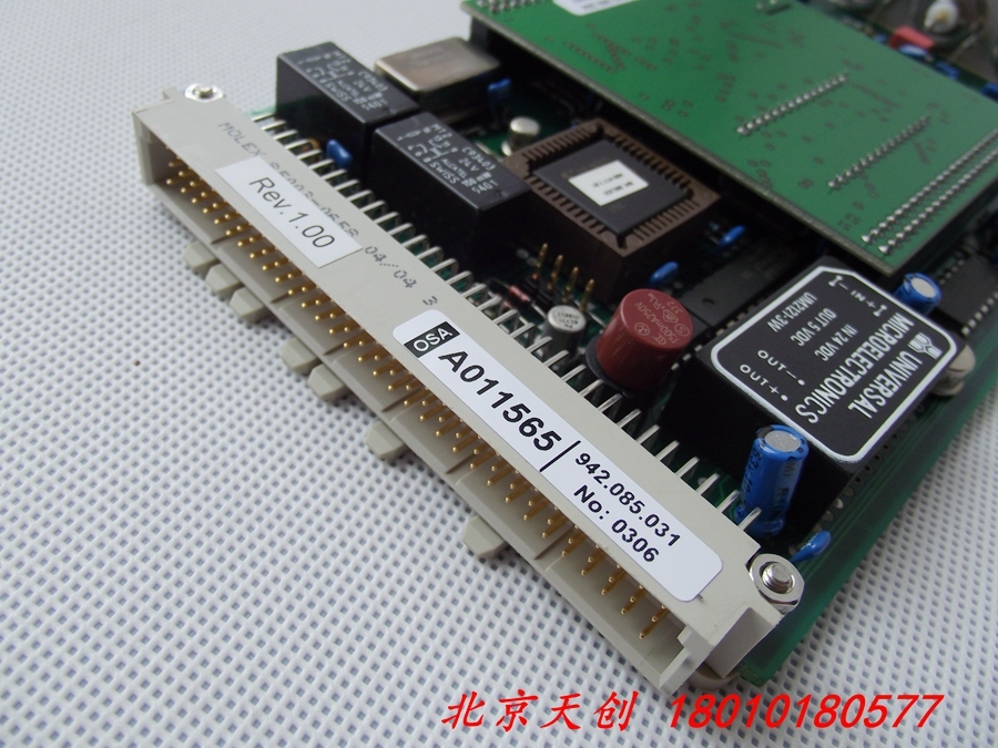 OSCILLOQUARTZ 956.300.320-5 CS 8713 INT OSA Cs A011565