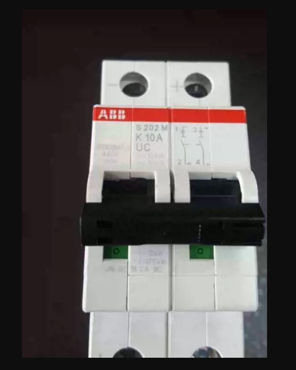 Authentic ABB  dedicated air switch miniature circuit breaker 2P S202M S202M-K1UC/K2UC//K3UC/K4UC/K6UC/K10UC/K16UC/K20UC/K25UC/K30UC/K40UC/K50UC/K63UC