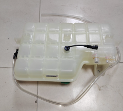 适用于德龙的高品质重型卡车膨胀水箱总成卡车配件YG9525537016,Tianjin Tongxing Auto Parts Co., Ltd.,适用于德龙的高品质重型卡车膨胀水箱总成卡车配件YG9525537016