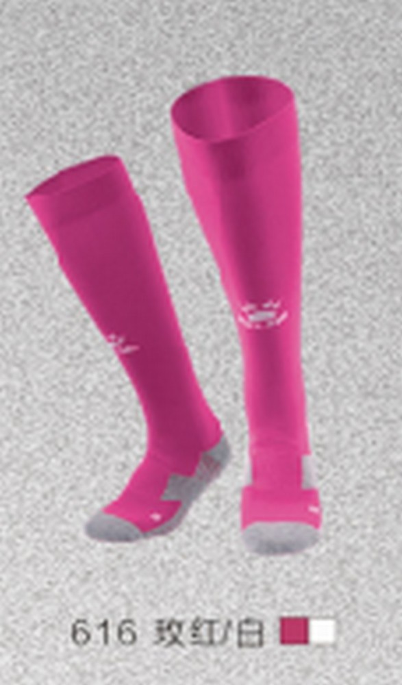 FULL-LENGTH SOCCER SOCKS