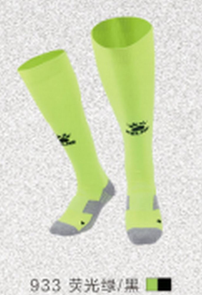 FULL-LENGTH SOCCER SOCKS