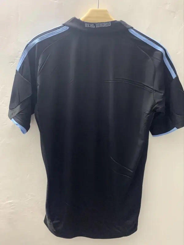 2009/10 Real Madrid Retro Jersey Away