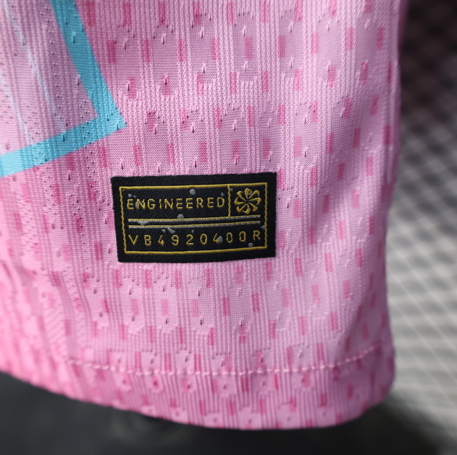 Nike Barcelona Pink Special Edition Football Shirt Player Edition 2025-26
