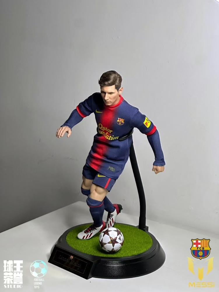 Men's football jersey mysterious box - non customized