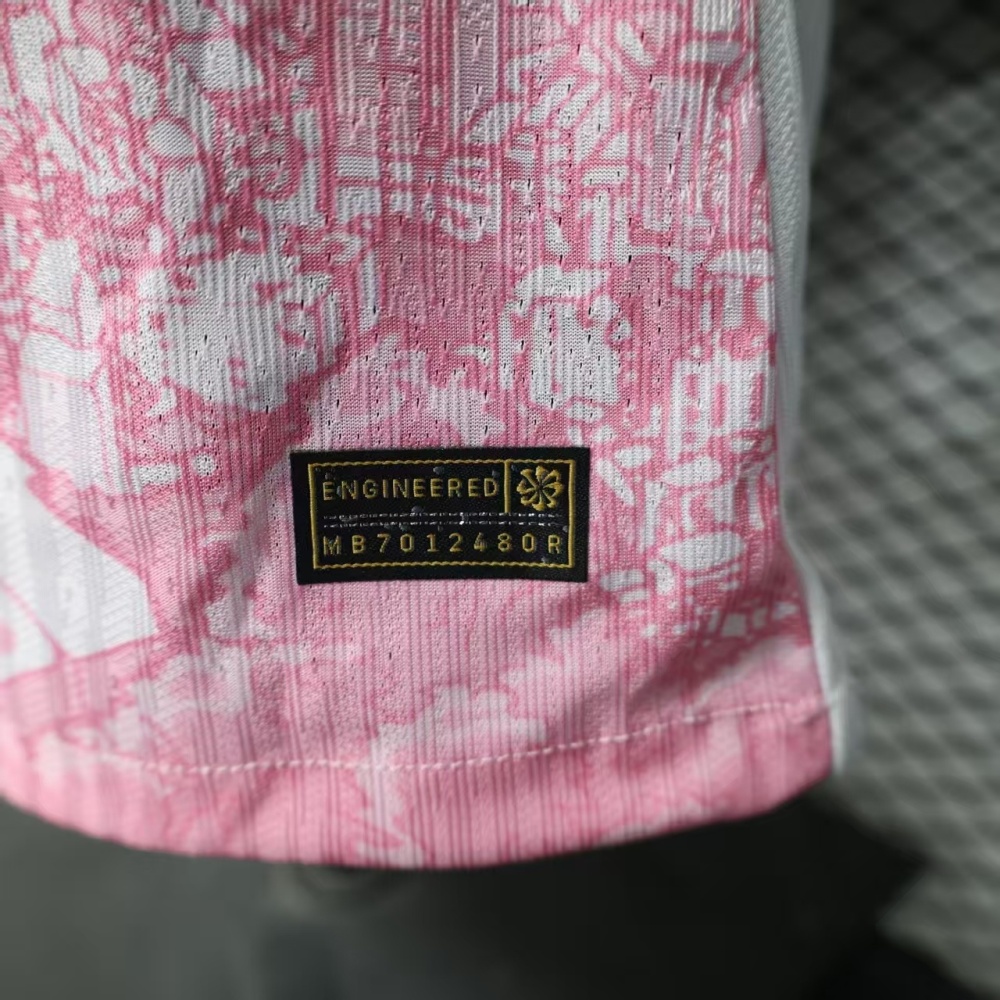 2025-26 Neymar Brazil Pink Special Edition Football Shirt Player version