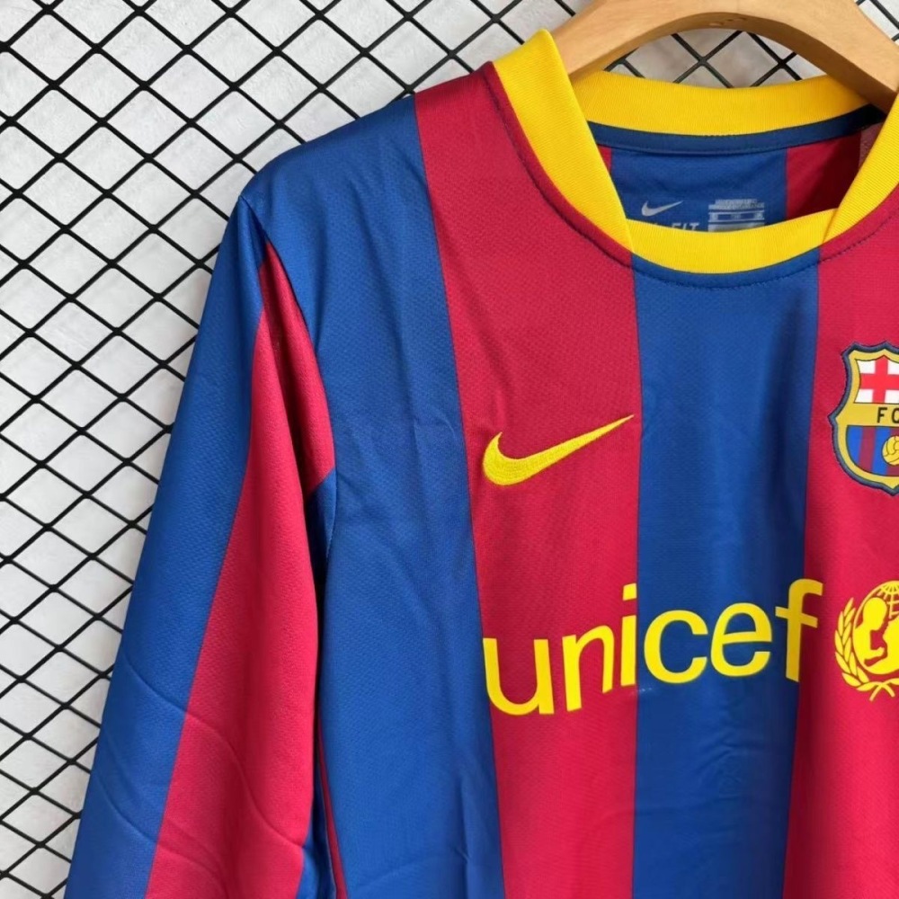 10-11 Retro Barcelona Home Long sleeves Football Shirt
