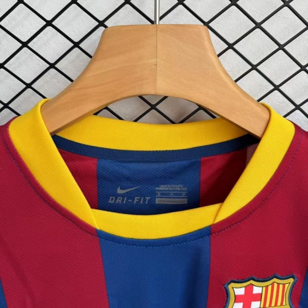 10-11 Retro Barcelona Home Long sleeves Football Shirt
