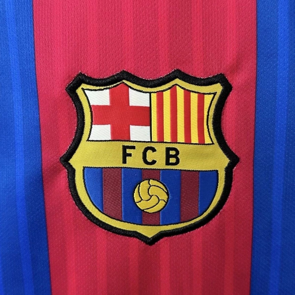 16-17 Barcelona Home Retro Football Jersey Fan version