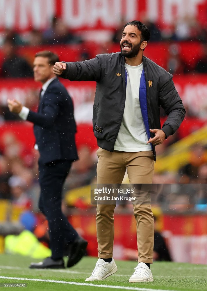 Manchester United Terrace Icons Reversible Double-Sides Cotton Windbreaker Jacket 2025-26